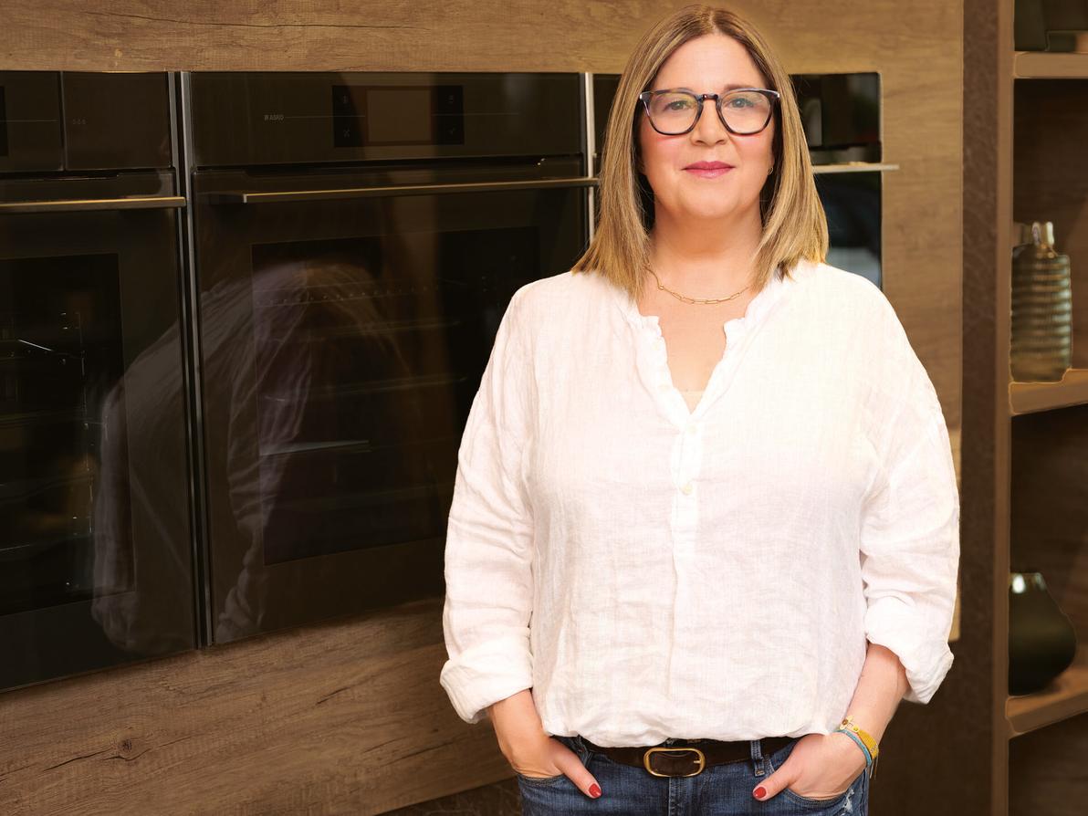 עדי קליין. תנור בנוי של ASKO בגימור שחור 60 ס”מ