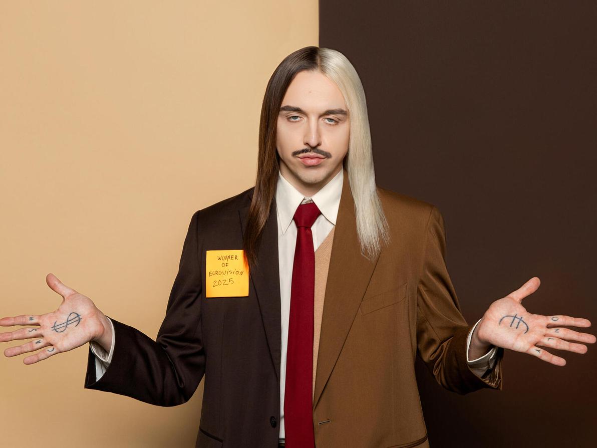 טומי קאש מצטלם כנציג אסטוניה לאירוויזיון (צילום: Alina Pyazok/EBU) טומי קאש מצטלם כנציג אסטוניה לאירוויזיון, 2025