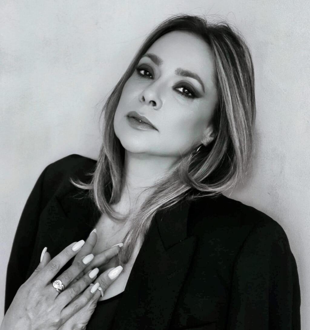 שהרזאד שאדי כיום. בקשר עם אמנים איראנים (צילום: טניה שין) שהרזאד שאדי בישראל