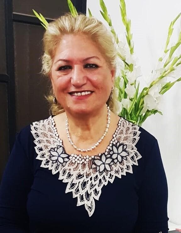 אתי ציונית גושן. הוכרה כאסירת ציון (צילום: אלבום פרטי) אתי ציונית גושן בטהרן אחרי המהפכה האסלאמית