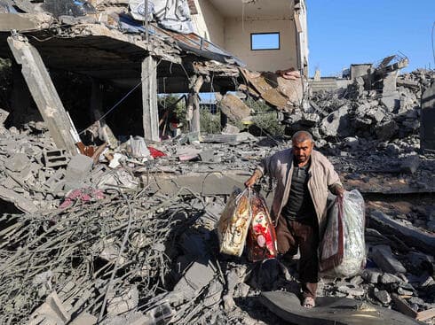 התמקדות ביצירת פתרונות חדשניים לשיקום ושיפור מרקמים עירוניים שנפגעו כתוצאה מקונפליקטים. מחנה הפליטים נוסייראת