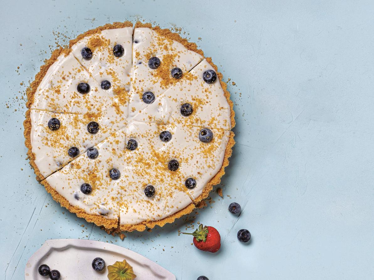 טארט גבינה ואוכמניות 