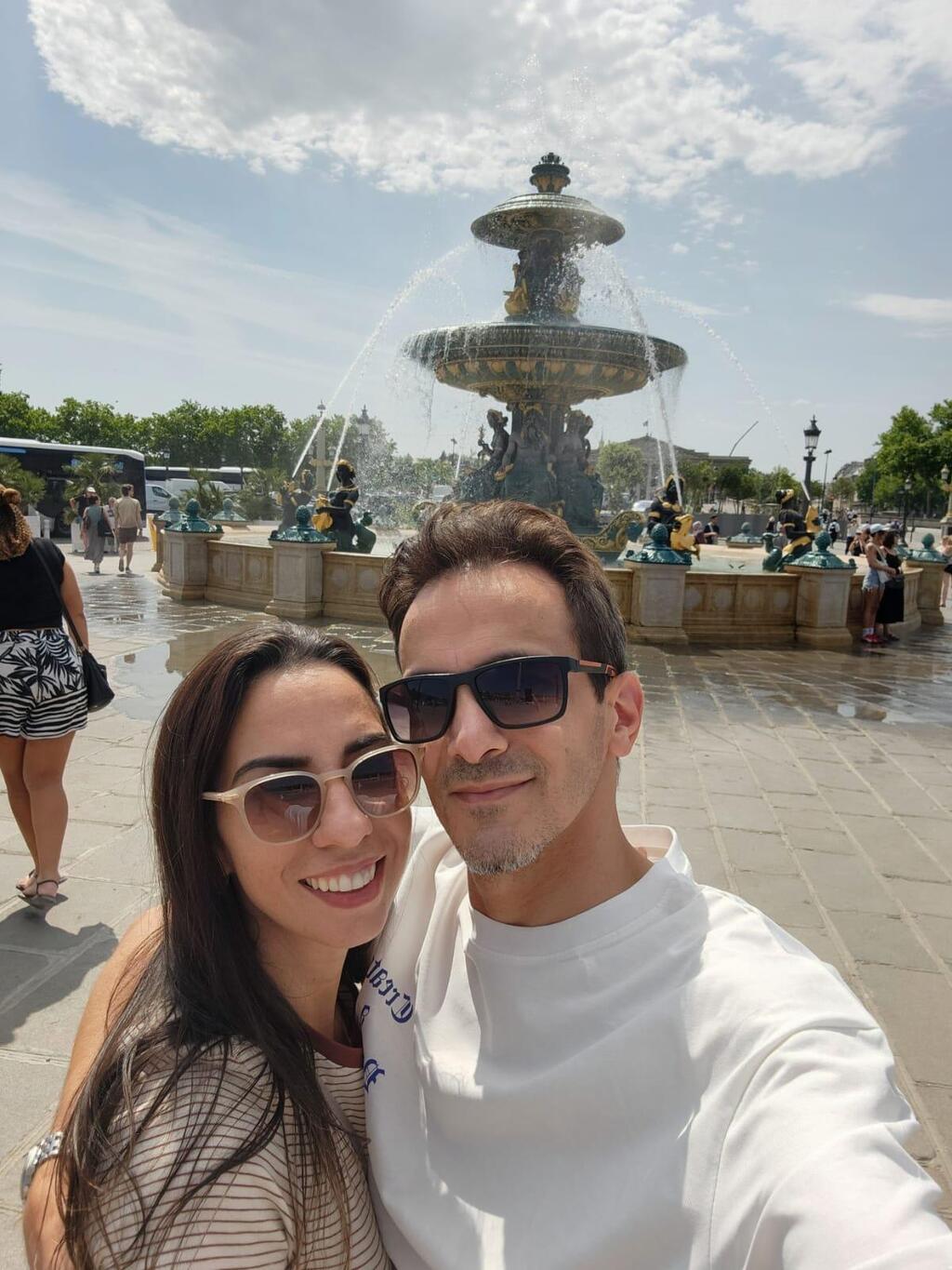 סלי וארז כהן בפריז