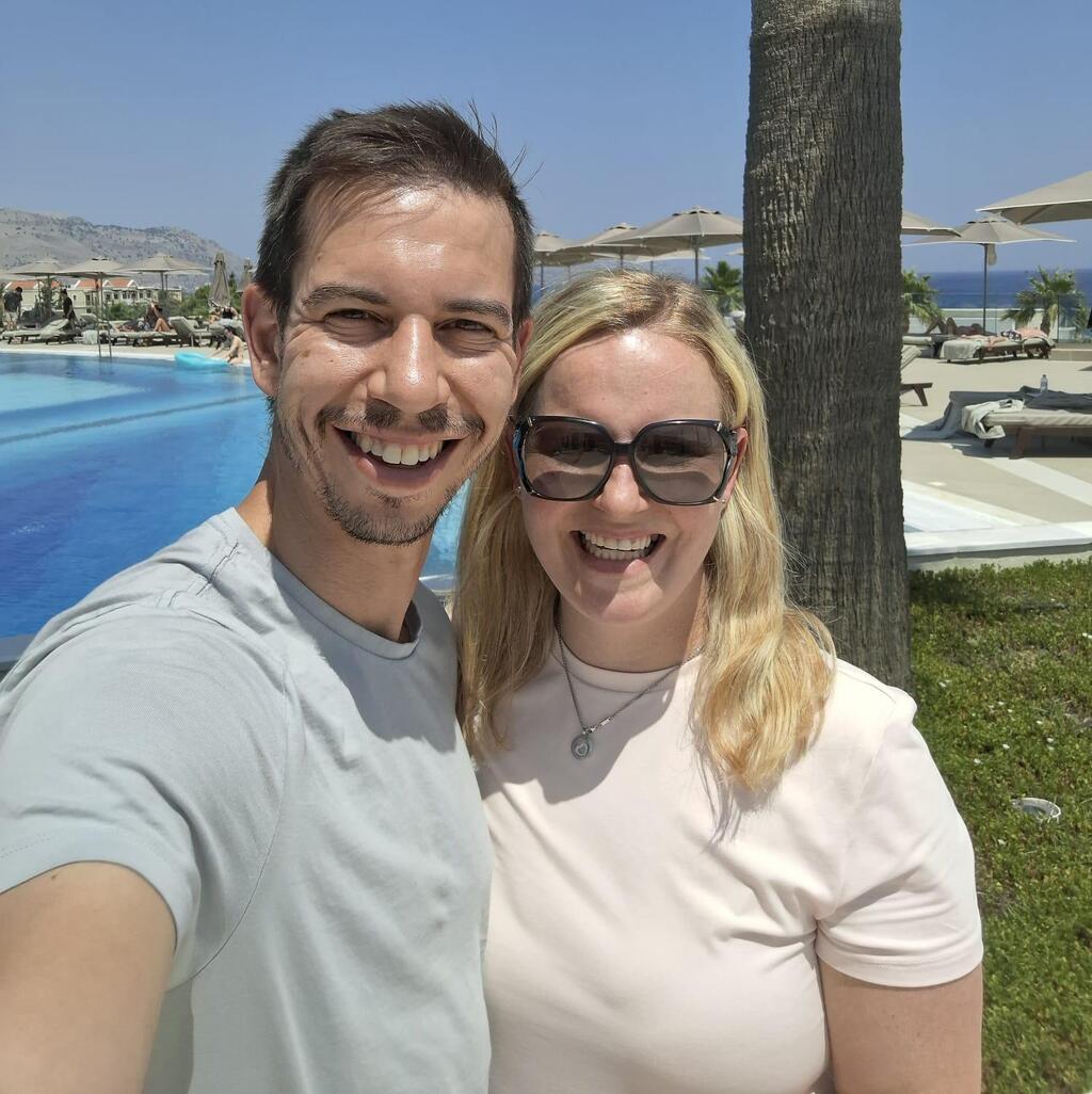 ג'ני ויינשטיין שפירא  ואהרון שפירא ביוון