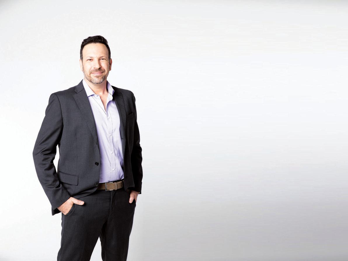 ד"ר גל גרוס. מחבר הספר "ביוטי 2.0" (צילום: עמיר צוק) ד"ר גל גרוס. מחבר הספר "ביוטי 2.0"