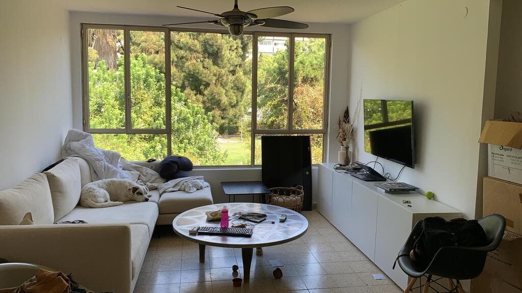 הדירה של דקלה וטורי לפני ואחרי פגיעת הטיל מאיראן