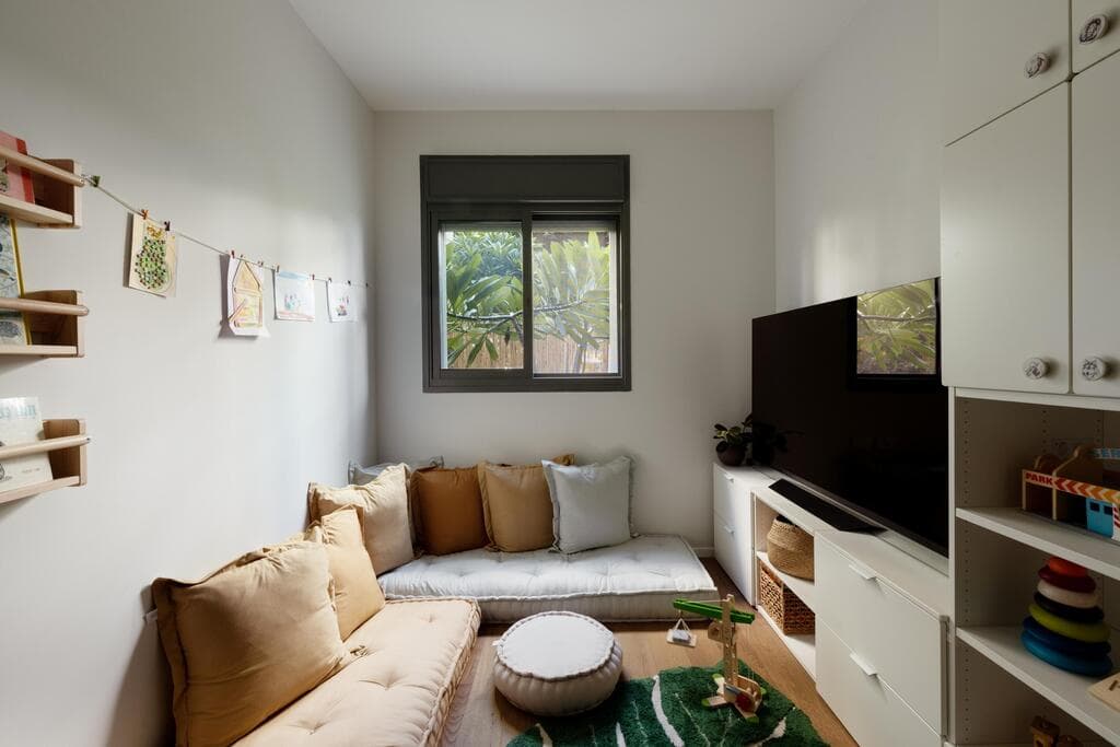 דירת גן בתל אביב. עיצוב: שירה אפק