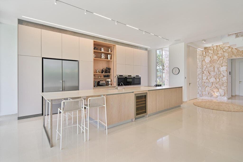 בית ליד הים בבית ינאי, עיצוב: פנינה כץ