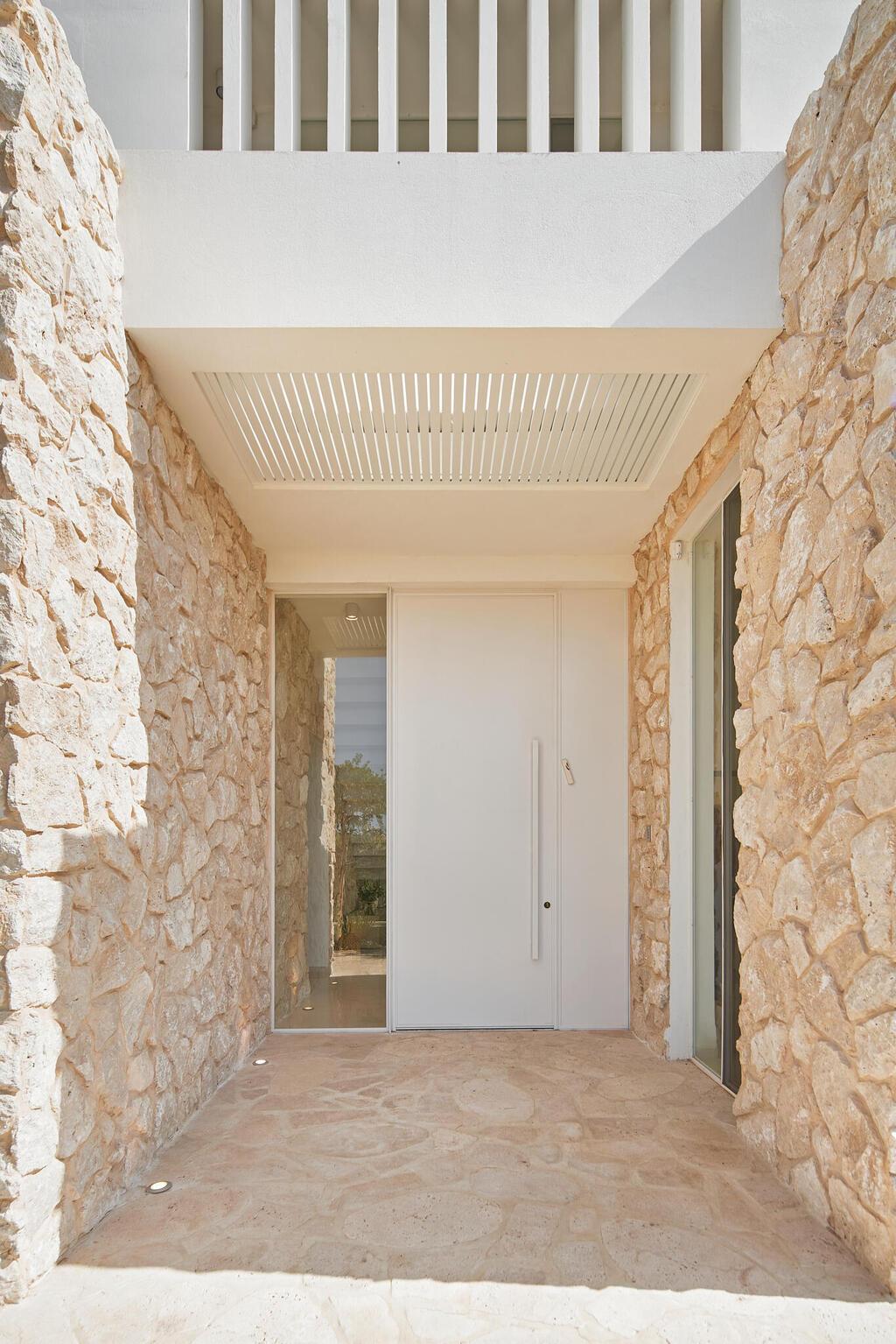 בית ליד הים בבית ינאי, עיצוב: פנינה כץ