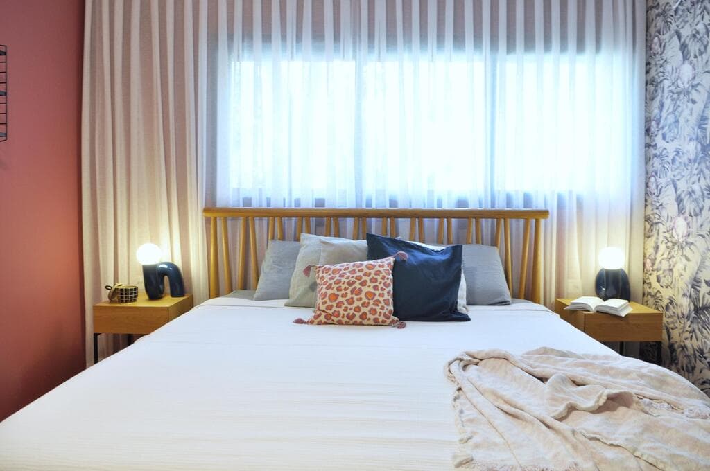 שיפוץ צבעוני לבית ברעננה