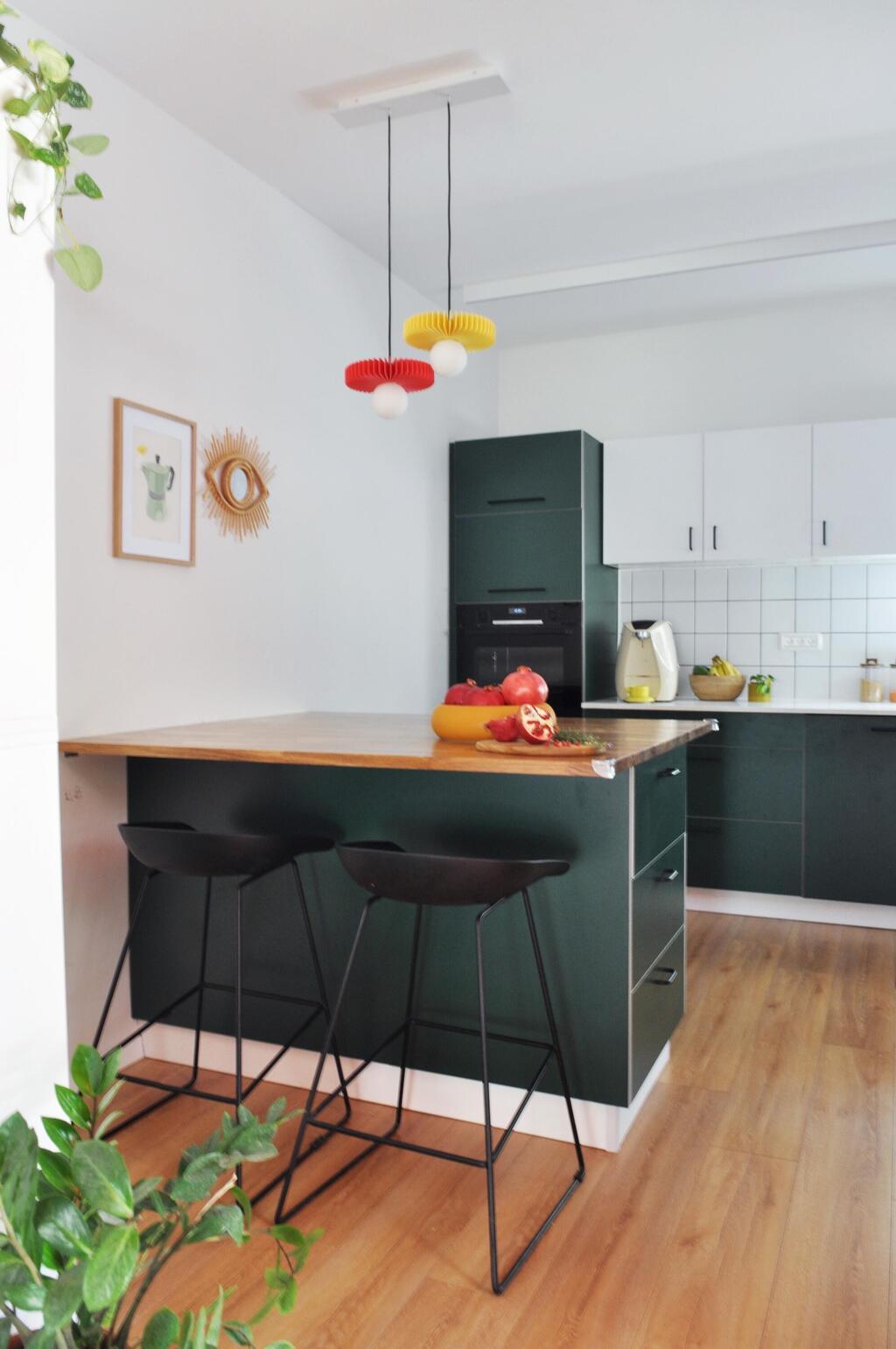 שיפוץ צבעוני לבית ברעננה