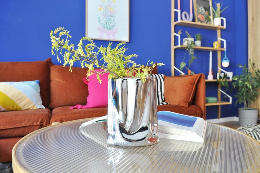 שיפוץ צבעוני לבית ברעננה