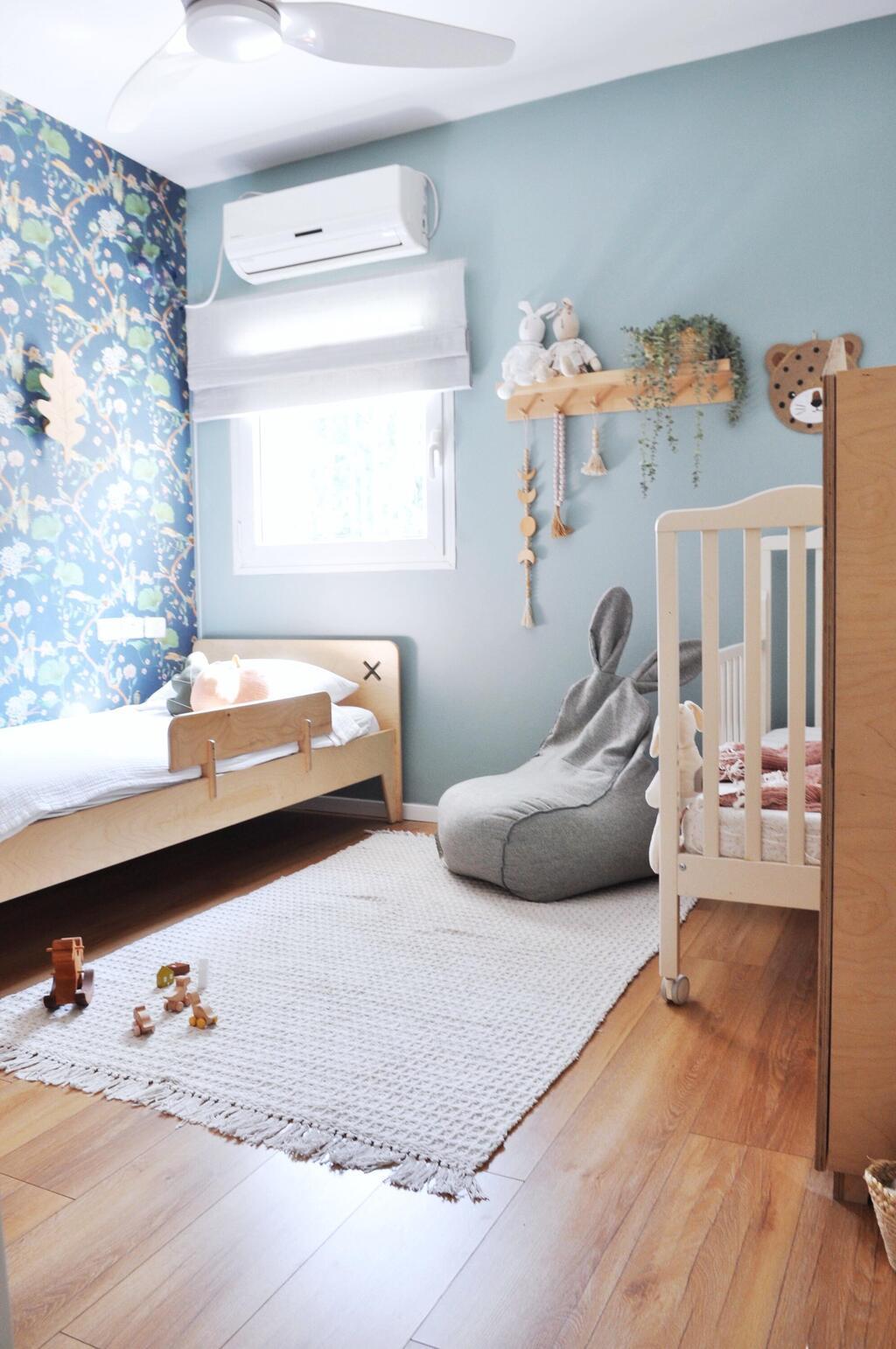 שיפוץ צבעוני לבית ברעננה