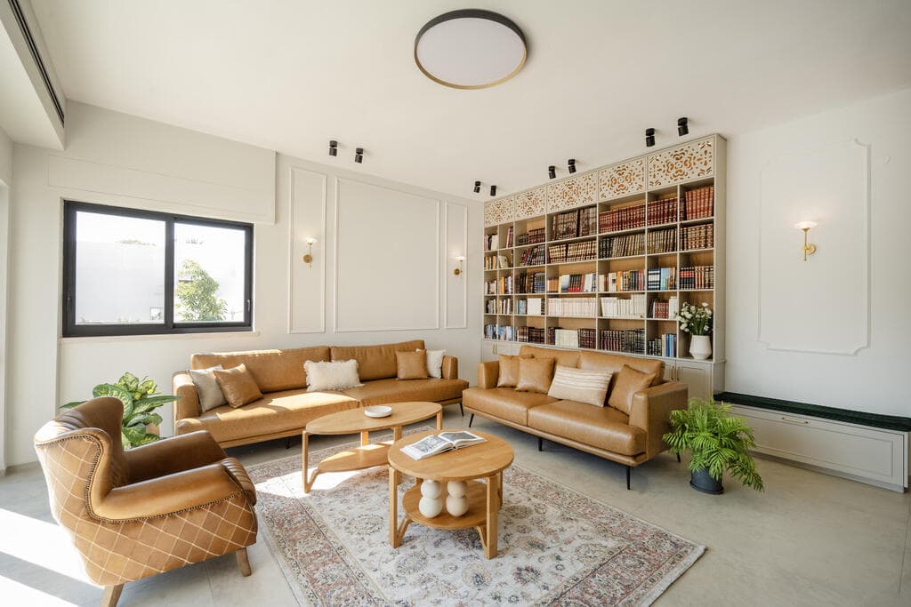 שילוב של סגנון אירופי קלאסי, כפרי, וינטג'י, אלגנטי ומינימליסטי תחת קורת גג אחת (צילום: סוזי לוינסון) בית משפחתי בפרדס חנה, עיצוב: רונית רוט