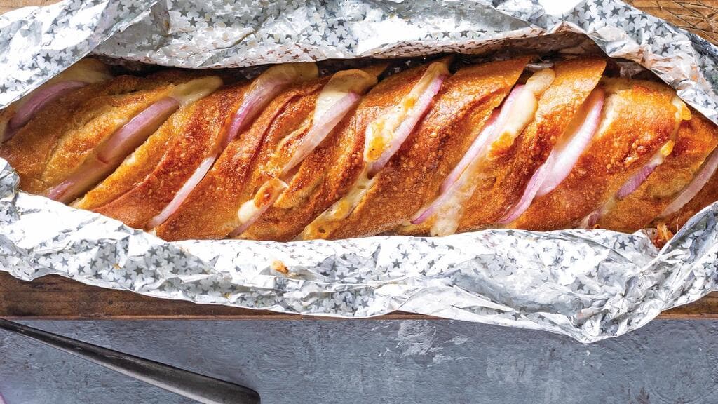 את התוספות תבחרו אתם. טוסט משפחתי 