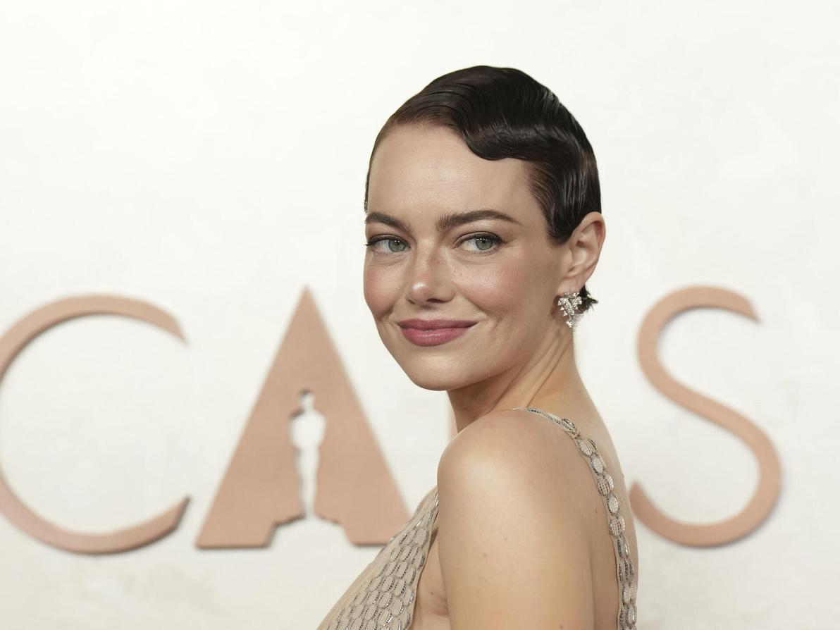 אמה סטון בטקס האוסקר, 2025