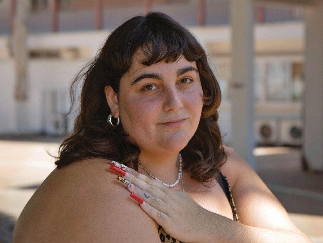 נעה נטע מואטי . "אני אוהבת את הגוף שלי ואני גם משדרת את זה"