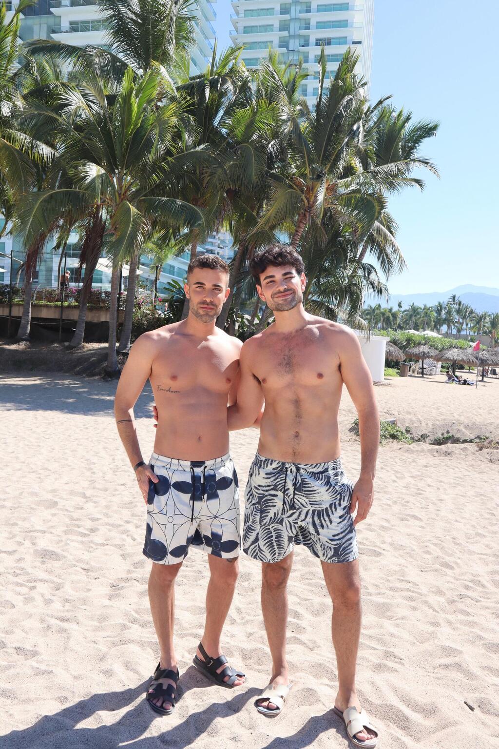 "היום אנחנו מעדיפים להיות בבית וליהנות אחד מהשני" (צילום: אלבום פרטי) יוסי מזרחי ועידן בקשי