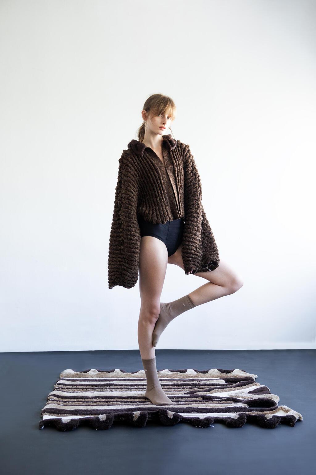 פרויקט הגמר "פלץ מולר Pelz Müller" של יעל מולר במחלקה לטקסטיל בשנקר, 2025