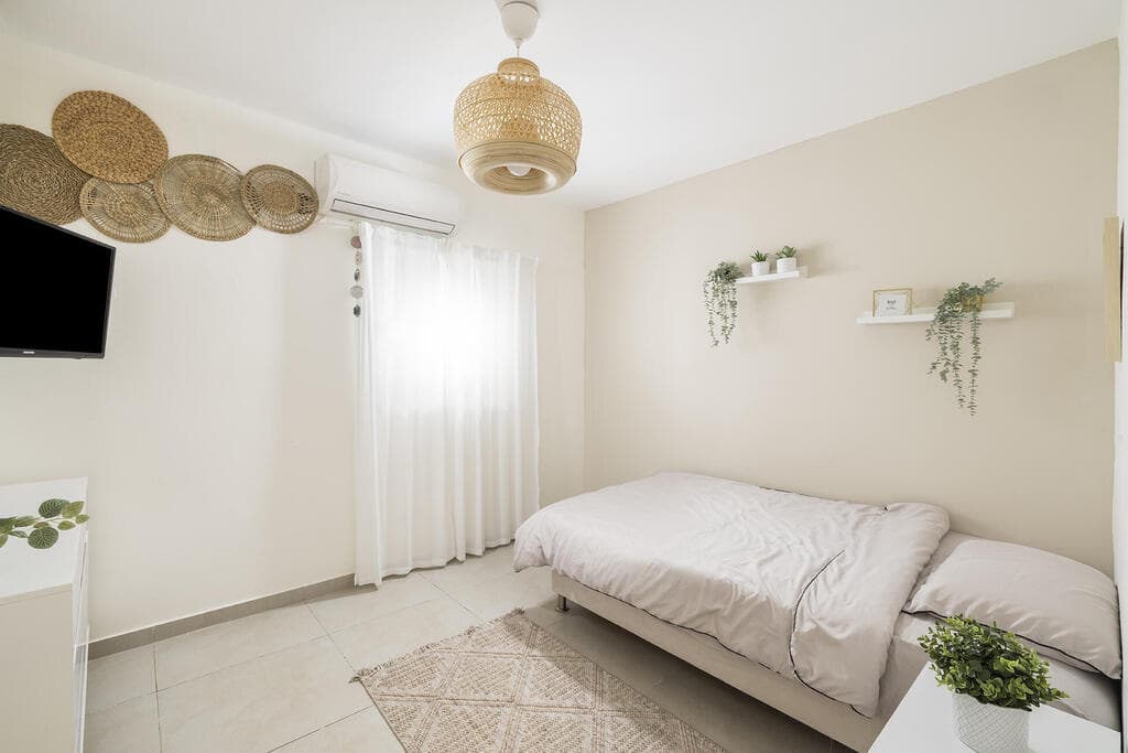 עיצוב בזק לבית, עיצוב: ליעד הלר