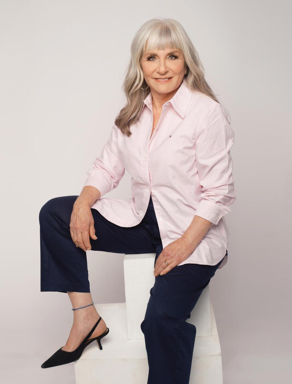 "לקחתי רק את הבגדים שלי ועברתי לדירה שכורה" (צילום: אלון שפרנסקי, סגנון: זוהר מאירי) אילנית