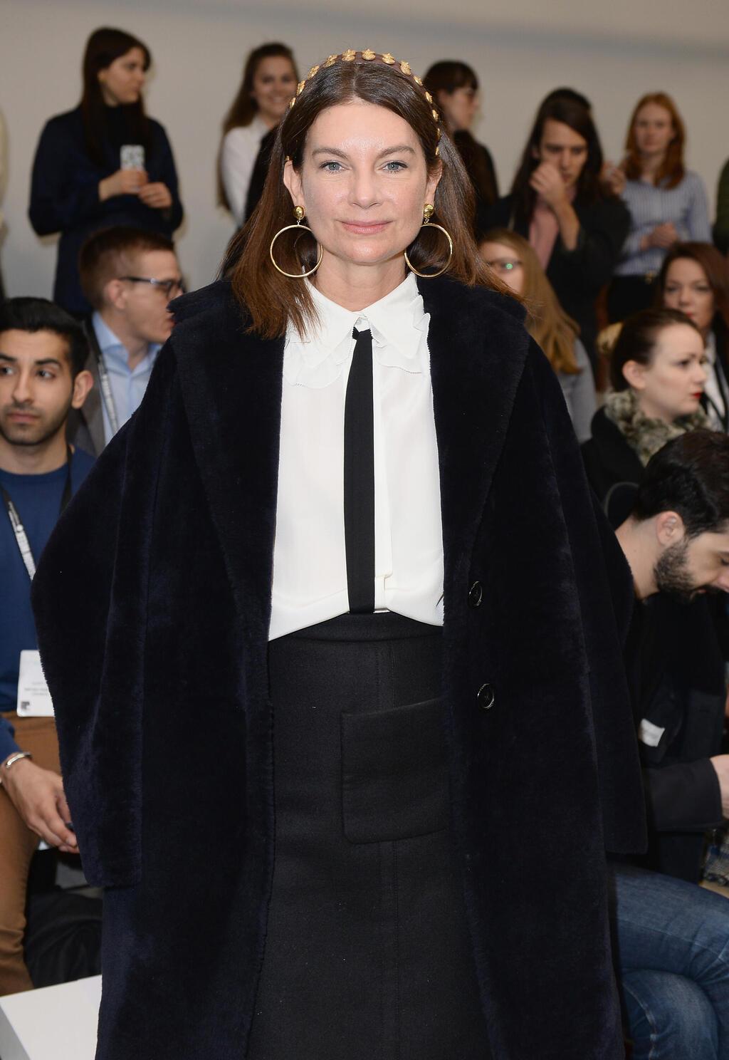 נטלי מאסנה בתצוגת סתיו-חורף 2015-16 של אנטוניו ברארדי