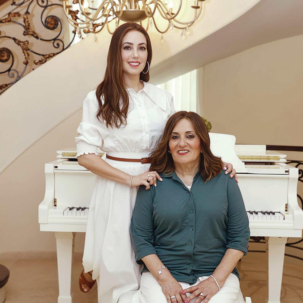 שרה יעקובוב ורותי לבייב