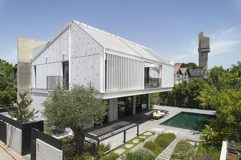 בית פרטי בכפר סבא, אדריכל ומעצב: רוני פרידמן