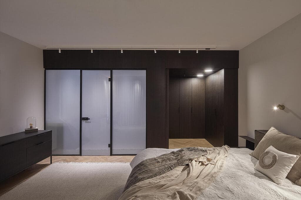 בית פרטי בכפר סבא, אדריכל ומעצב: רוני פרידמן