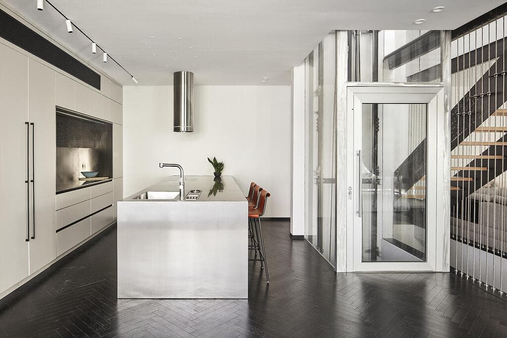 בית פרטי בכפר סבא, אדריכל ומעצב: רוני פרידמן