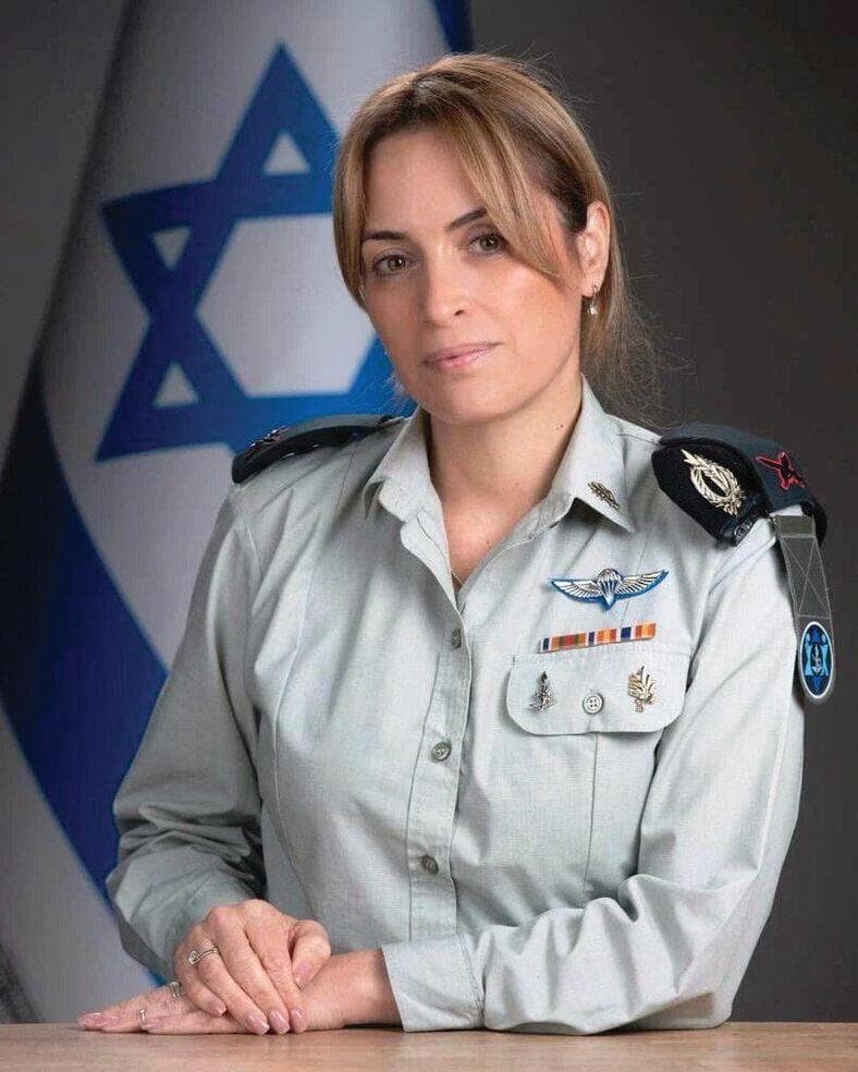 תא"ל אלה שדו־-שכטמן. "כשאני הולכת לשטח אני פוגשת לוחמות מדהימות, והלב מתרחב מגאווה"