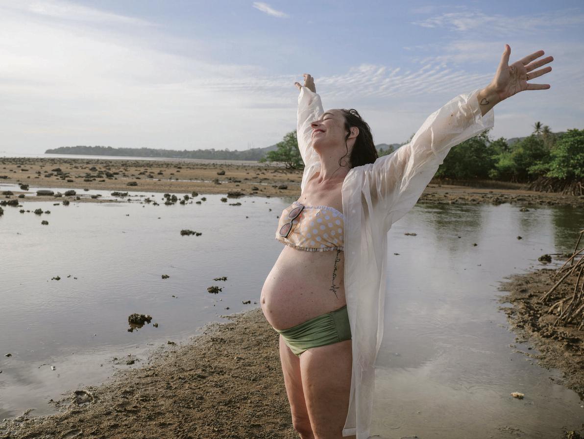 מירב בלומנפלד 