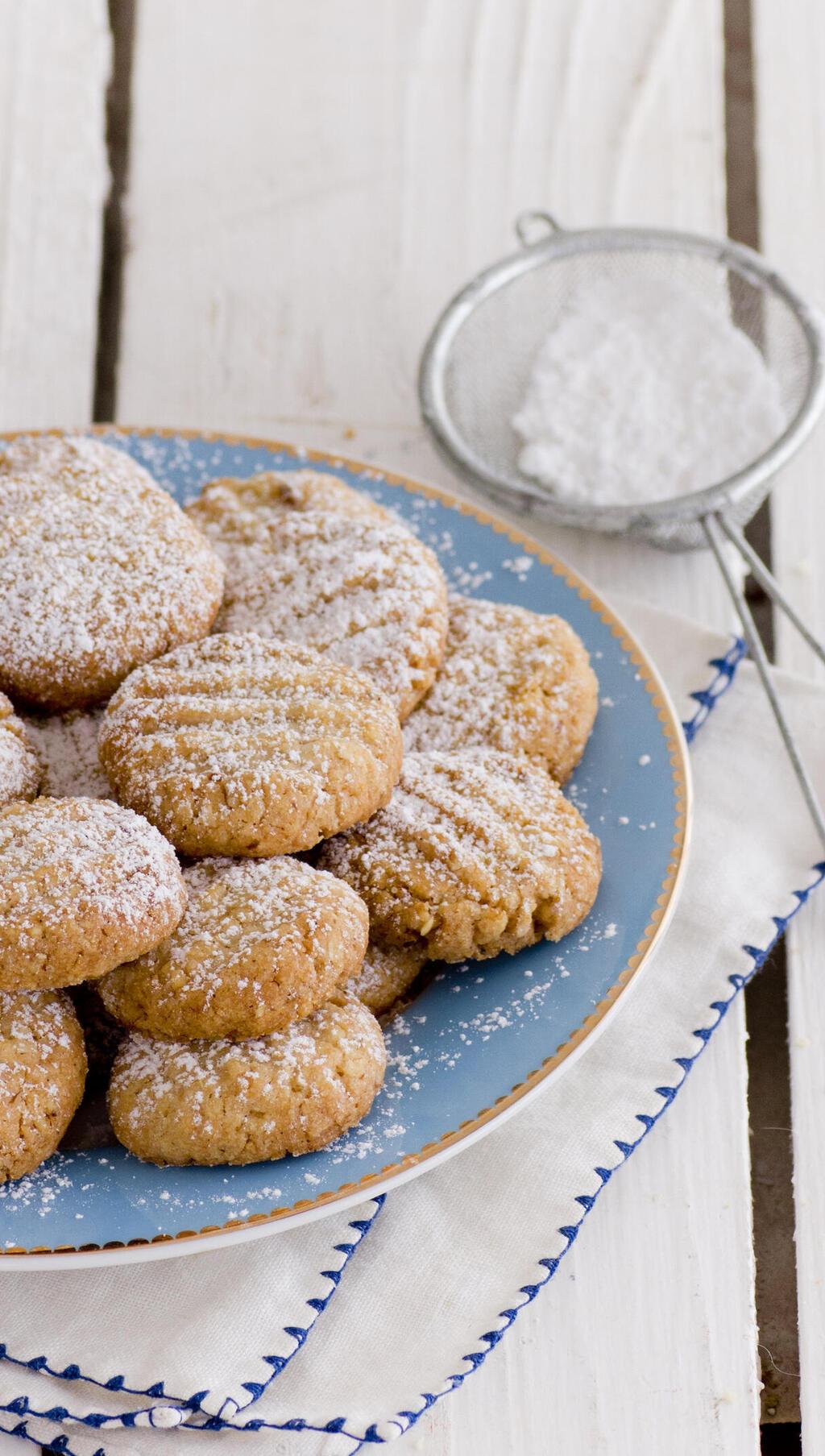 עוגיות חמאה ואגוזים