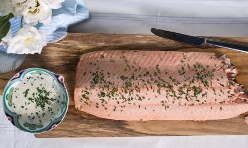 פילה סלמון בציר אוזו