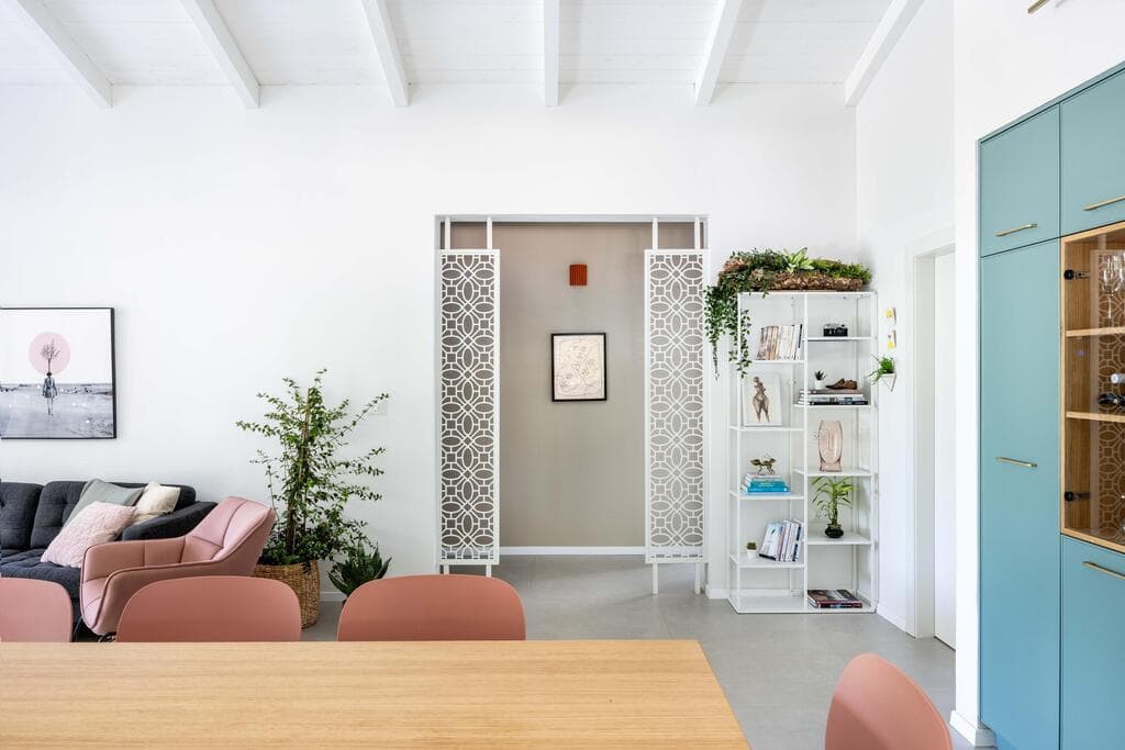 בית הסבתא והסבא בכפר הס, עיצוב: שני אוסישקין