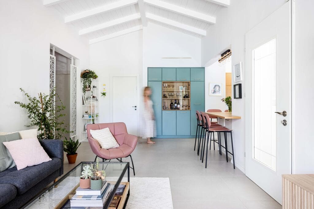 בית הסבתא והסבא בכפר הס, עיצוב: שני אוסישקין