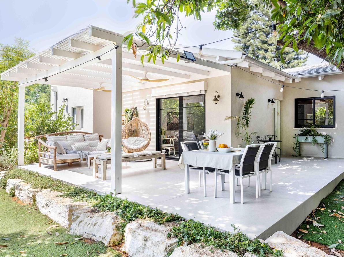 בית הסבתא והסבא בכפר הס, עיצוב: שני אוסישקין