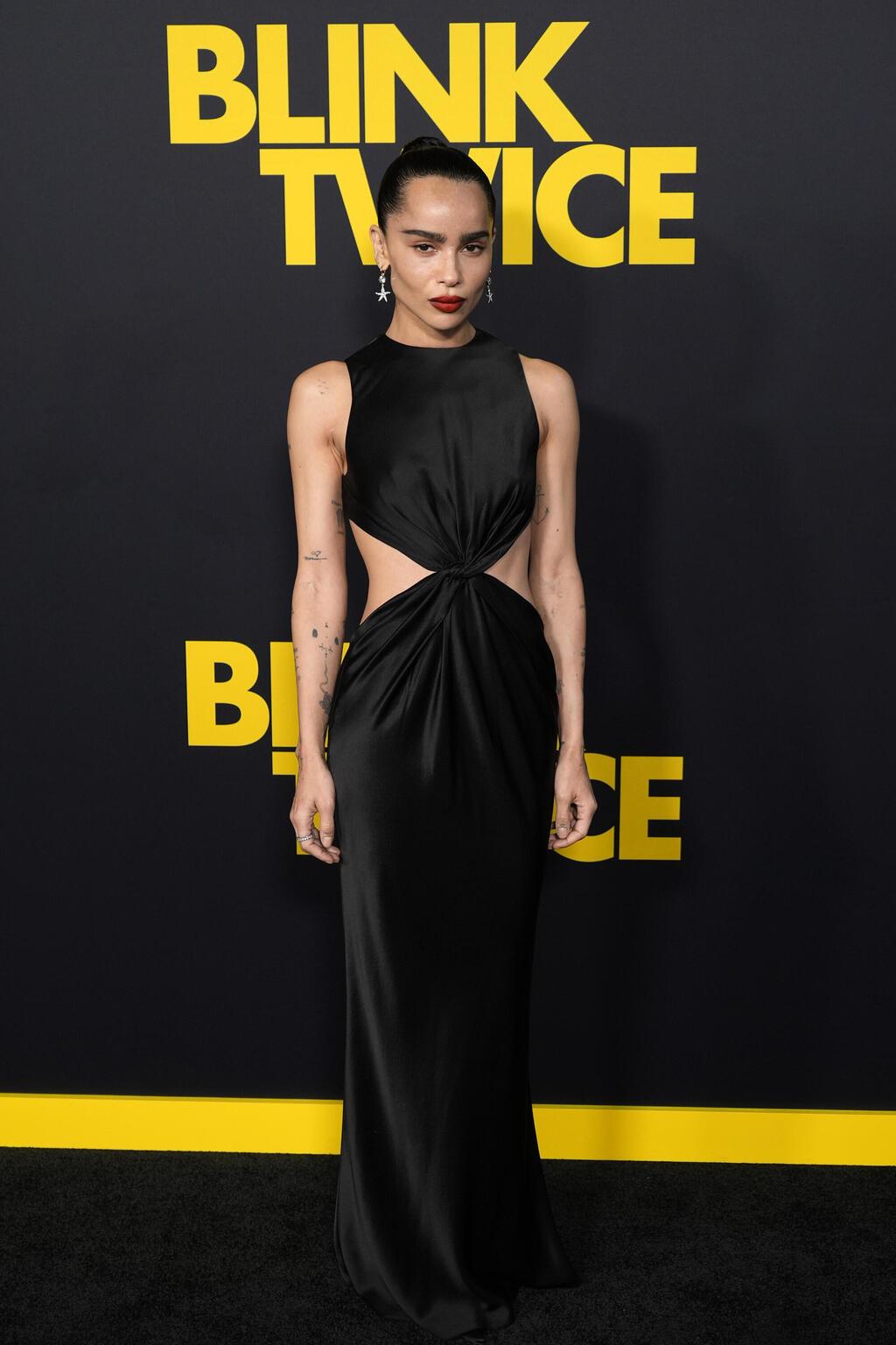 זואי קרביץ בפרמיירה של הסרט "צאי מזה", 2024