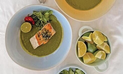 דג על רוטב עשבי תיבול אסייתי