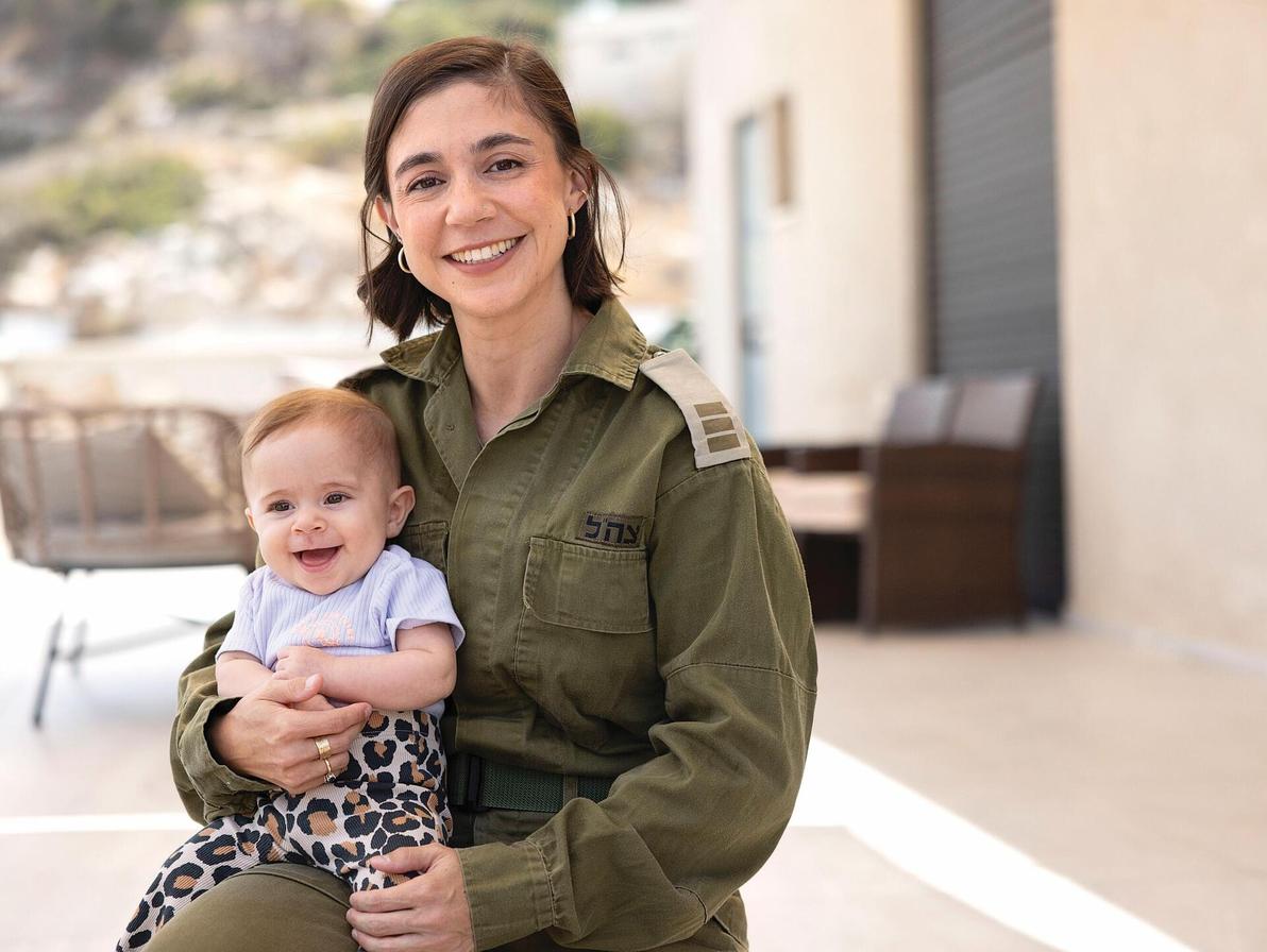 רוני רפלד־בלוט 