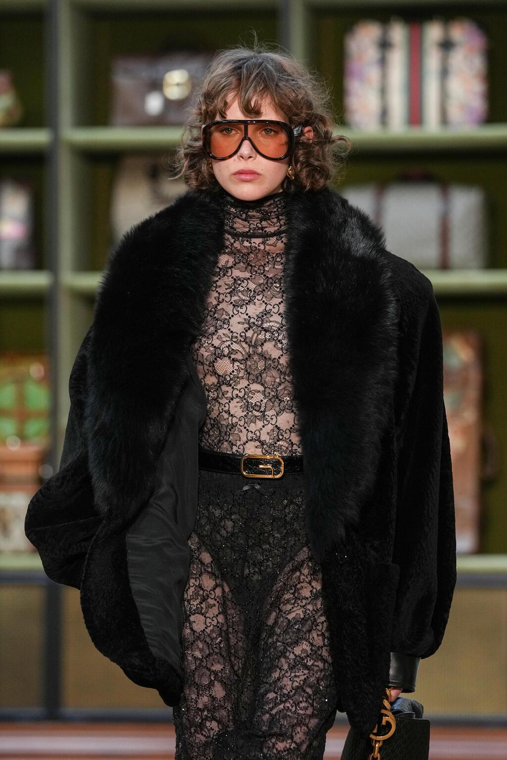 תאה אלמקוויסט בתצוגת קרוז 2026 של גוצ'י (צילום: Alessandro Levati/Getty Images for Gucci) תאה אלמקוויסט בתצוגת קרוז 2026 של גוצ'י