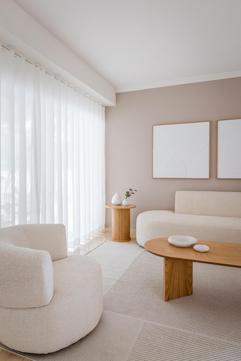 ספה בהירה מאוד