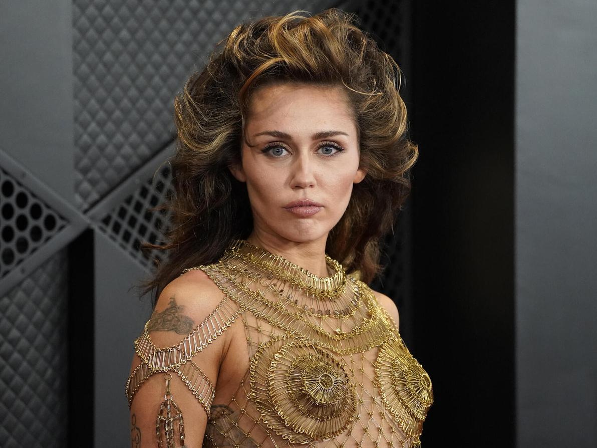 מיילי סיירוס בטקס הגראמי, 2024