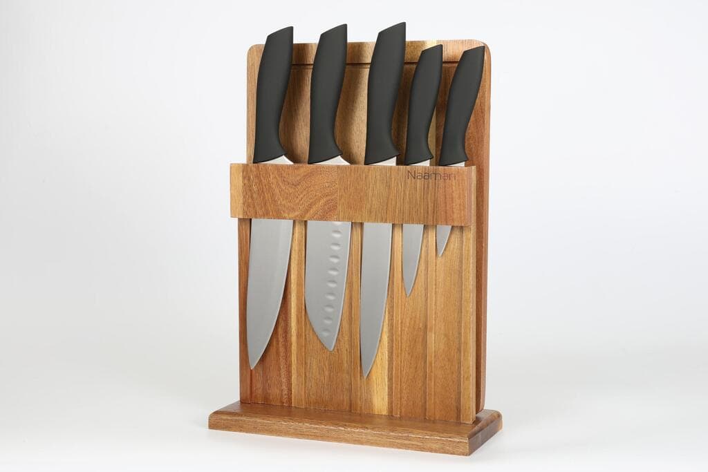 מארז מהודר של סכינים איכותיים ובוצ'ר עץ, 199.9 שקל, נעמן