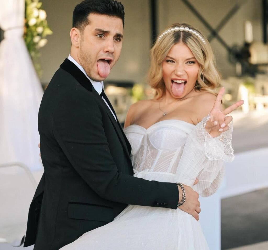 בחתונה של השניים. אמא של דניאלה עברה לגור איתם (צילום: קווין רובין ודניאלה קריסטיה) הבית של קווין רובין ודניאלה קריסטיה