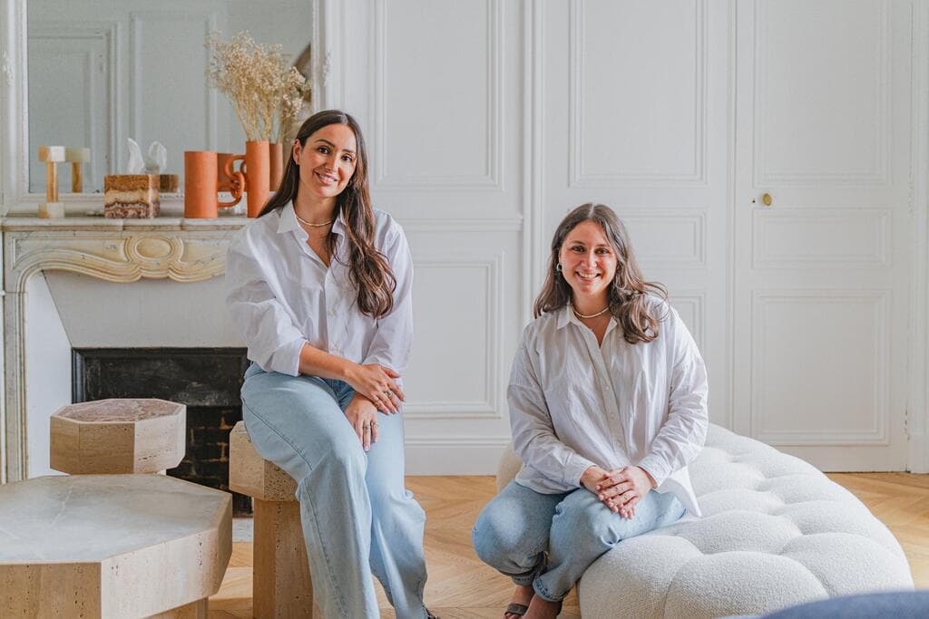 דבורה אלפסי (מימין) ושותפתה ליזה מימוני, STUDIO GAIA