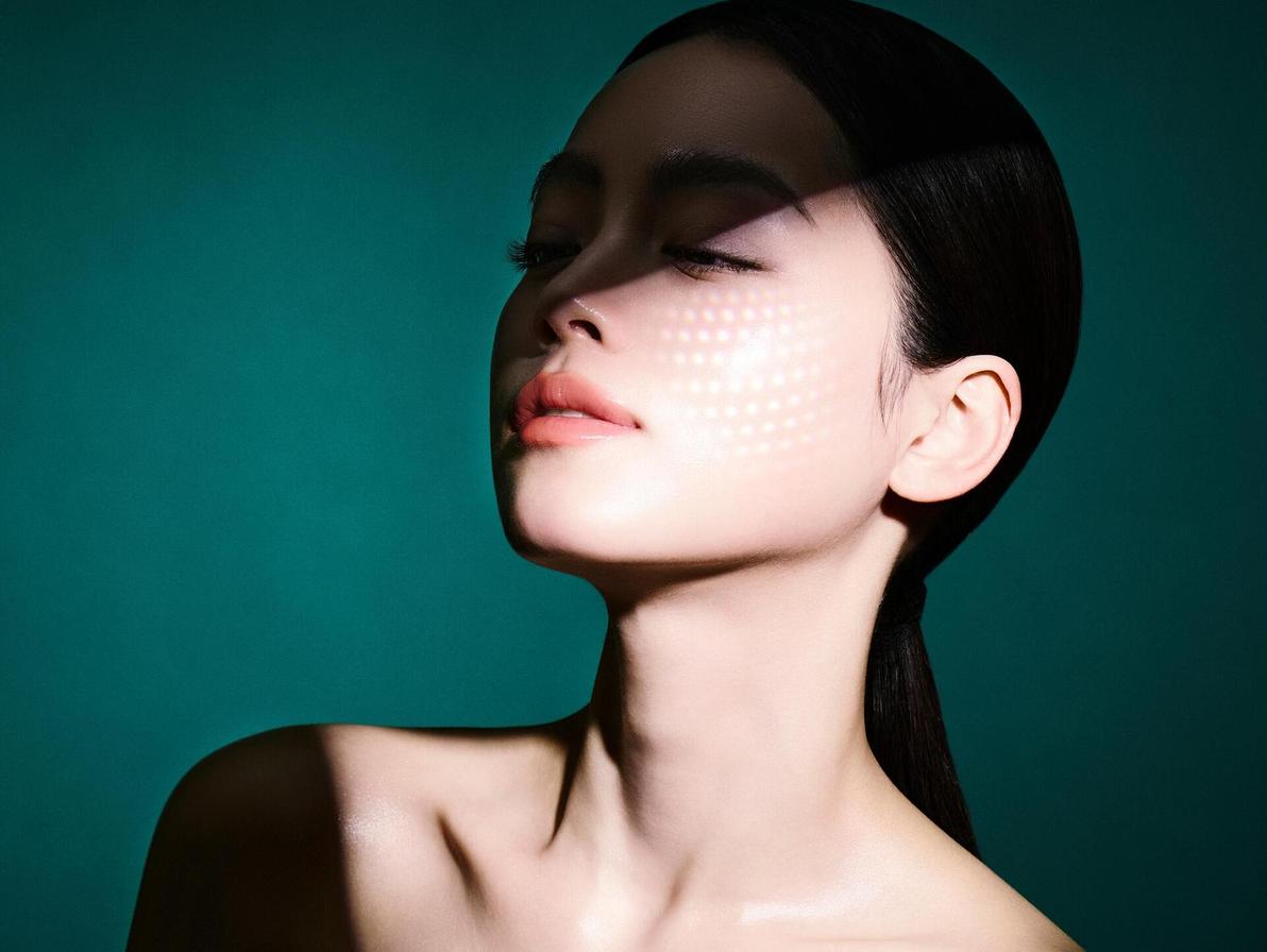 REJURAN מהפכה בעור הפנים