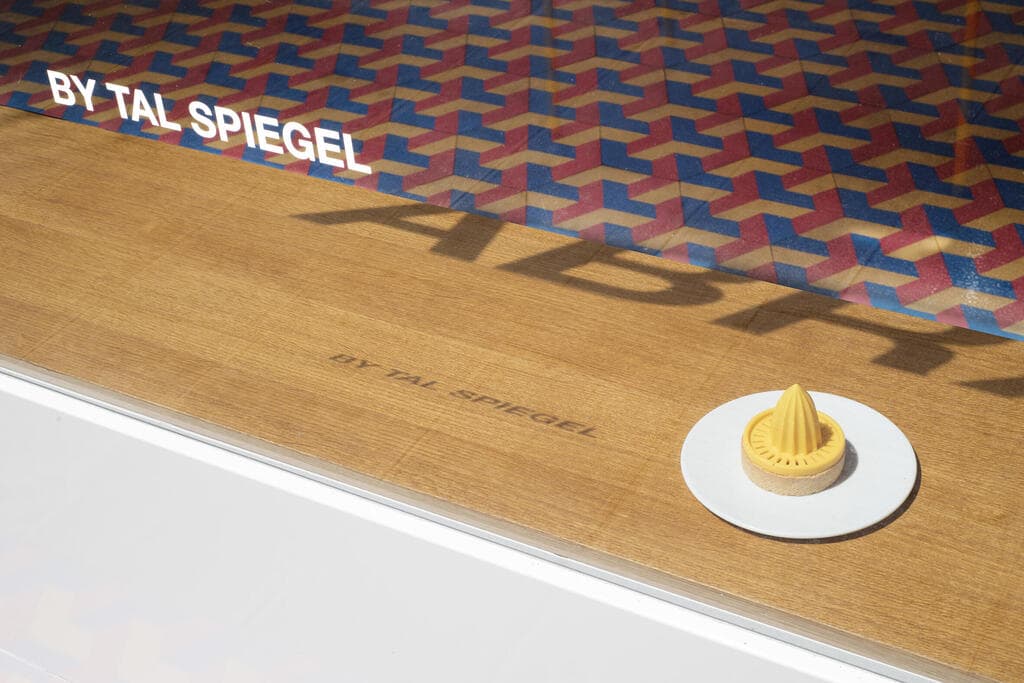 פטיסרי ABRA בפריז, פרויקט של טל שפיגל והמעצב רון פרום