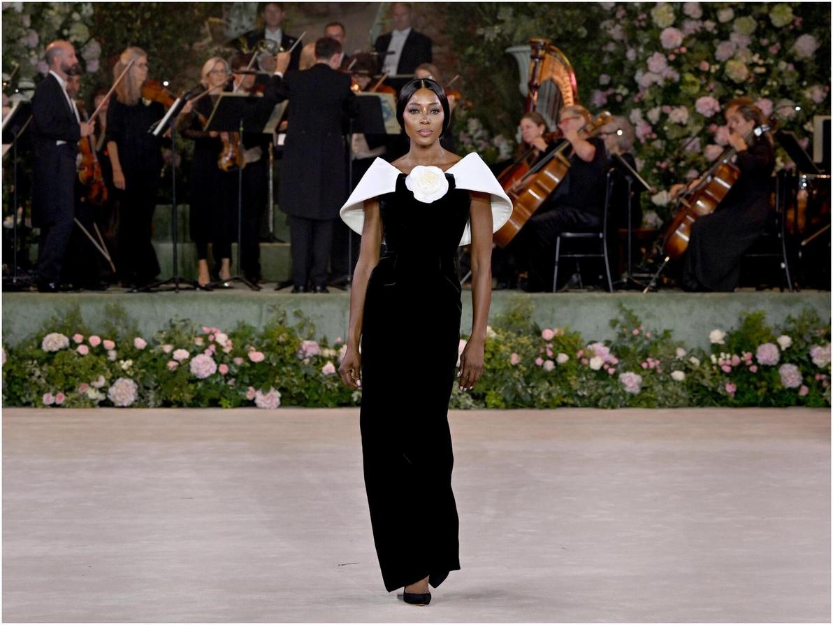 תצוגת אביב-קיץ 2026 של ריצ'רד קווין בשבוע האופנה בלונדון