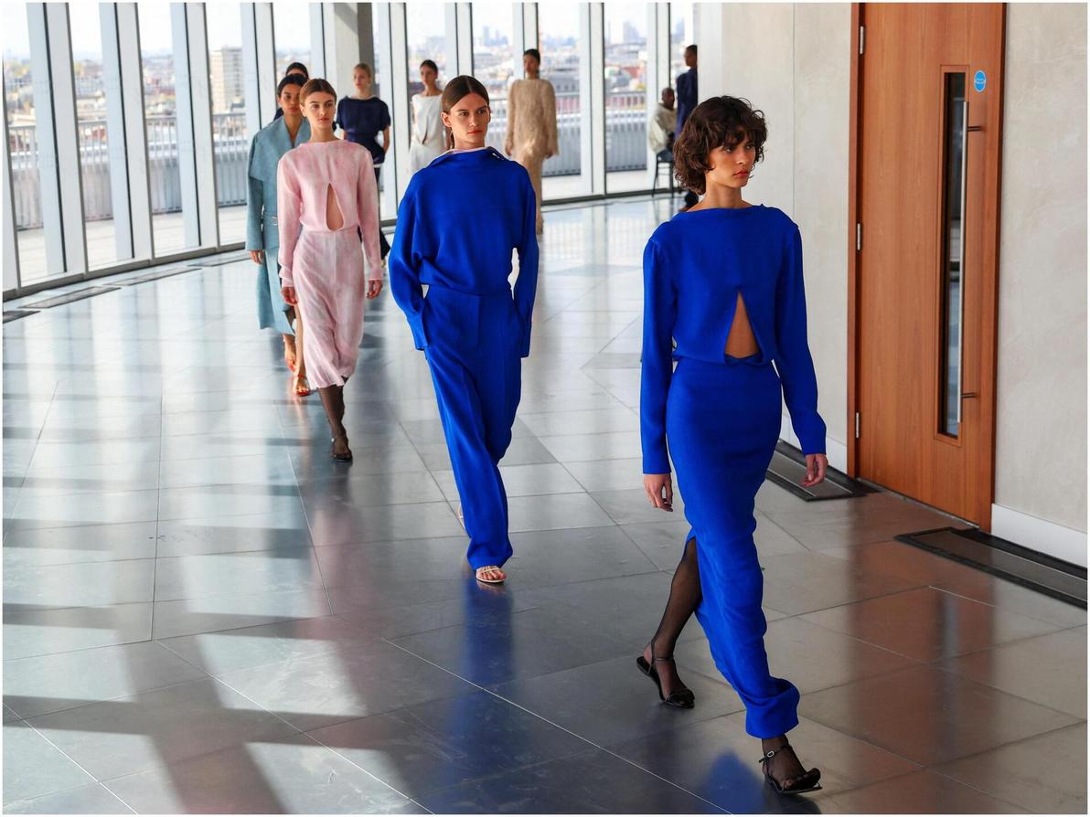 תצוגת אביב-קיץ 2026 של Tove בשבוע האופנה בלונדון